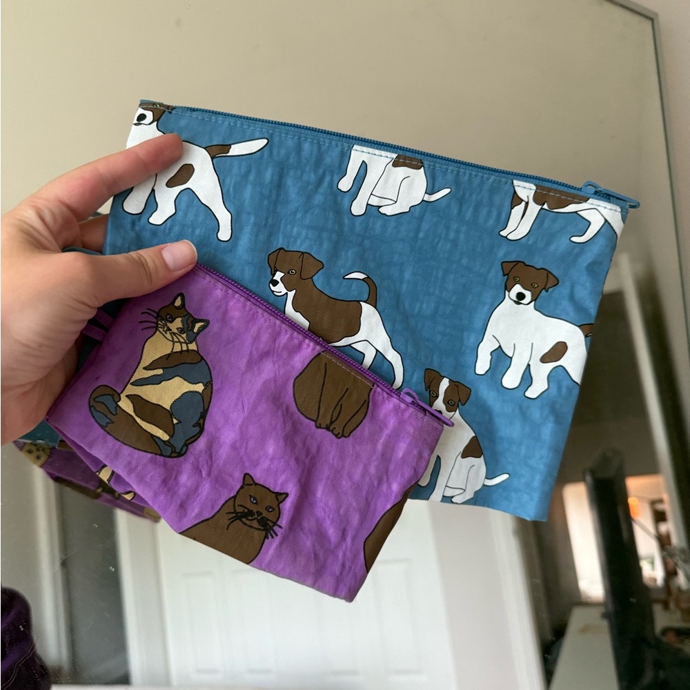 BAGGU dog and cat pouches!